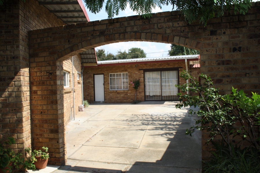 3 Bedroom Property for Sale in Deneysville Free State